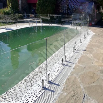 Парапет за басейн Габрово Парапети от стъкло Топ цени